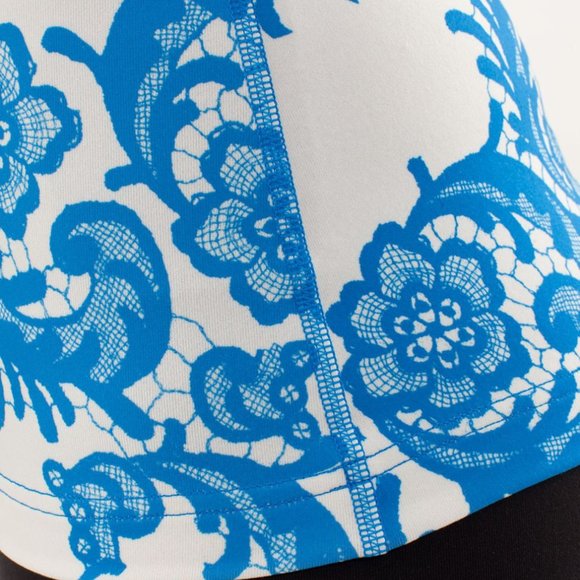 Lululemon Cool Racerback Laceoflage Polar Cream Beaming Blue sz 4 EUC - Picture 8 of 12